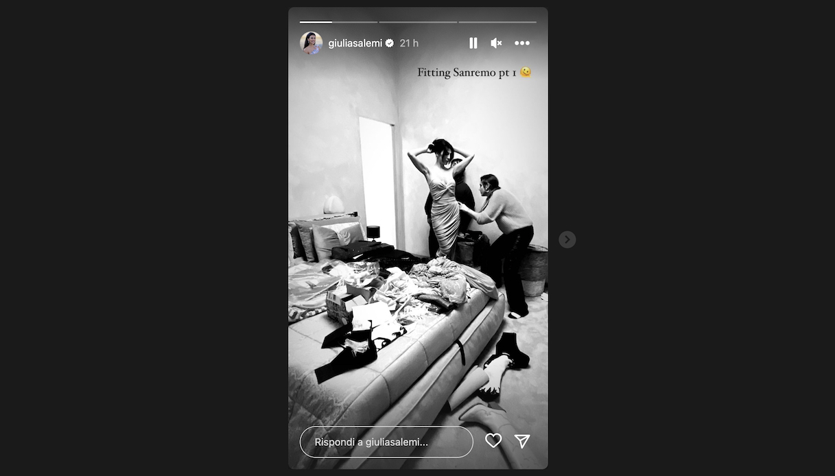 Il primo fitting di Giulia Salemi su Instagram