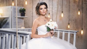 Matrimonio 2023: 15 tendenze imperdibili, dall’abito da sposa alla festa di nozze