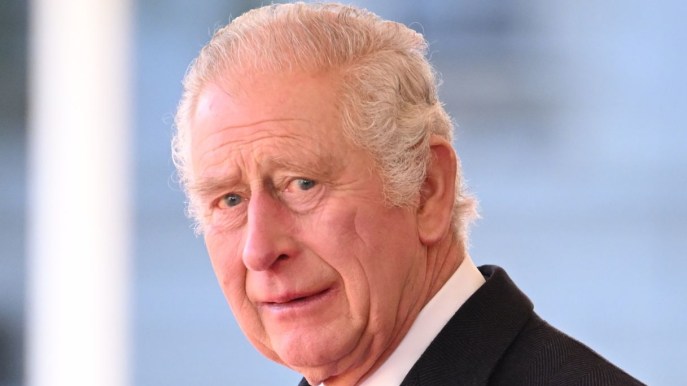 L’altro volto di Re Carlo: l’insana gelosia che lo ha distrutto