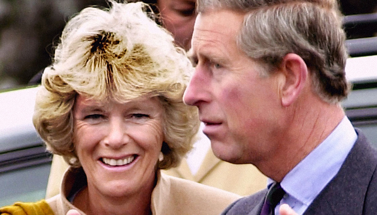 La vera storia di Carlo e Camilla