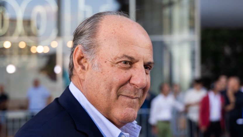 “Verissimo”, Gerry Scotti in lacrime: quella bugia che circola sui suoi genitori