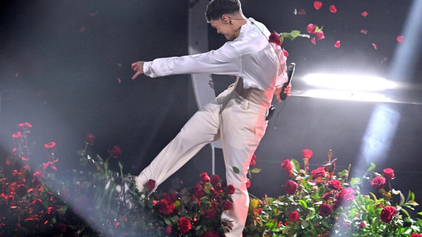 “Striscia”: “Quella di Blanco era una messa in scena, abbiamo le prove”