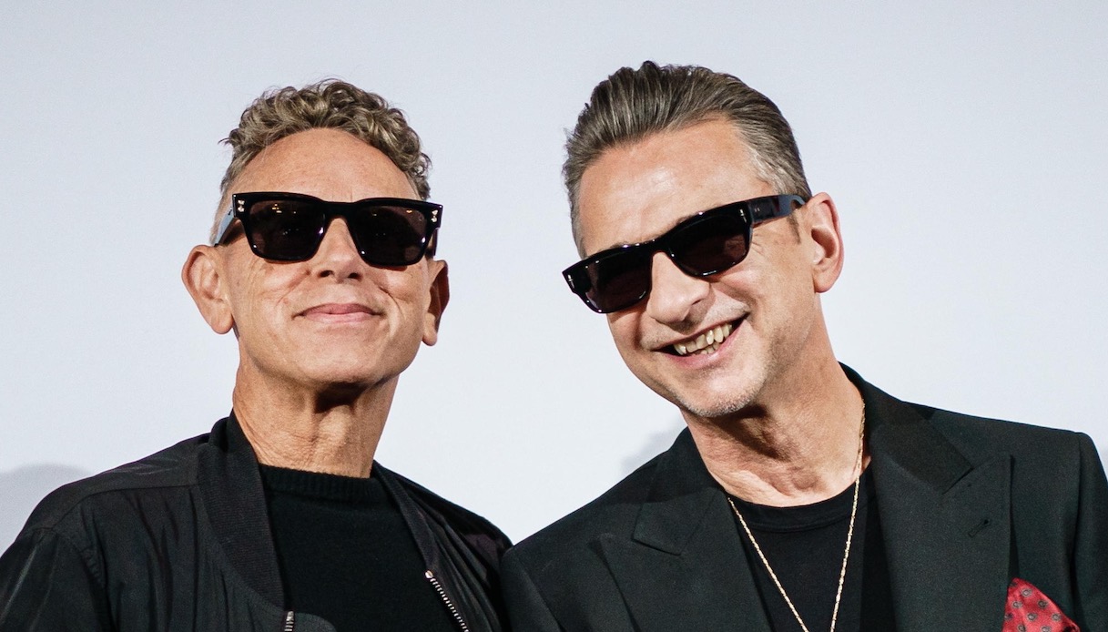 Sanremo 2023, i Depeche Mode super ospiti senza Andy Fletcher: l’annuncio di Amadeus