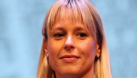 Federica Pellegrini su Instagram: “Che botta”. La foto preoccupa i fan