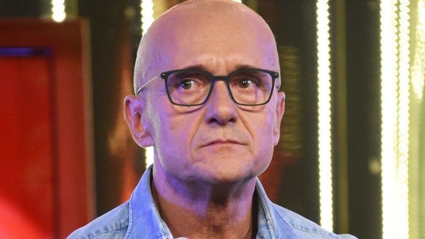 “Cattiva educazione, non possiamo accettarlo”: punizione esemplare di Signorini al “GF Vip”