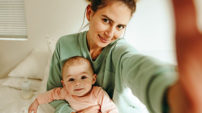 L’ardua sfida di raccontare la maternità (vera) sui social