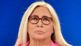 Social Mediaset, insulti a Mara Venier e Barbara D’Urso: cosa è successo