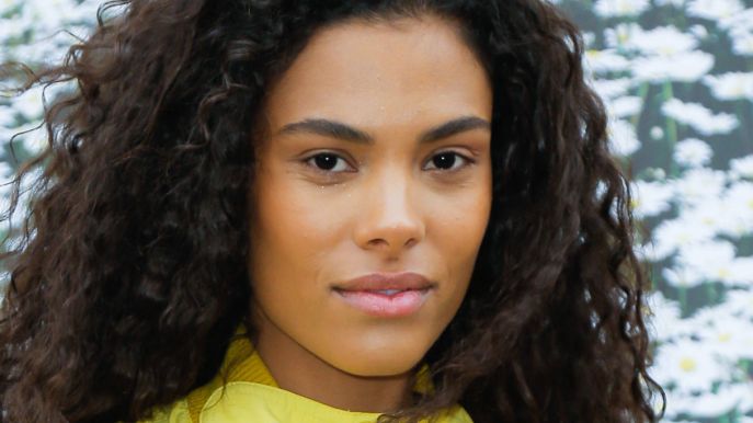 Tina Kunakey biografia