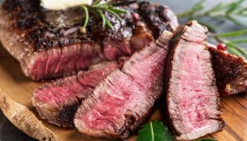 Trichinosi: cos’è, come si riconosce e si cura l’infezione da trichinella