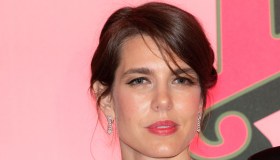 Charlotte Casiraghi sostituisce Charlene di Monaco: Alberto non smentisce la crisi