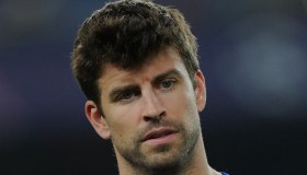 Piquè, frecciata sul brano di Shakira: “Non mi tocca, penso solo ai miei figli”