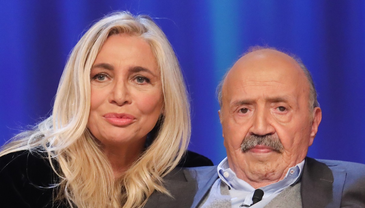 Mara Venier, il ricordo toccante dopo la morte di Costanzo: “Mi si spezza il cuore”