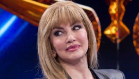 Gaffe a “Il Cantante Mascherato” su “Amici”. Interviene Milly Carlucci
