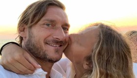Chanel Totti compie 10 anni: una torta da principessa e gli auguri del suo papà