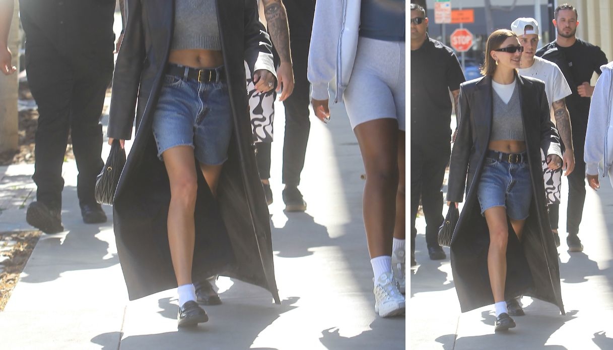 Le bermuda denim di Hailey Bieber