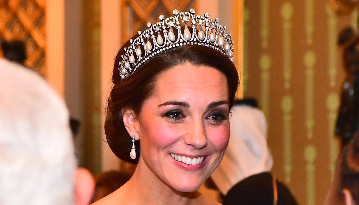 Kate Middleton, perché potrebbe non indossare la tiara all’incoronazione