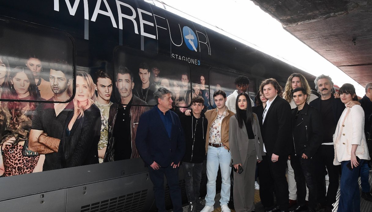 Mare Fuori cast