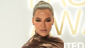 Khloé Kardashian ama questo siero: è un boost di vitamina C