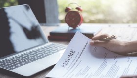 Alle prese con la scrittura del primo curriculum? 5 consigli pratici da seguire