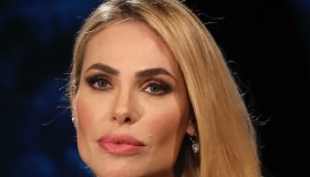 Ilary Blasi a “Verissimo”, le parole su Totti deludono il pubblico. Bordata per Bastian