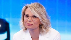 Celentano furibonda al Serale di “Amici”: anche Maria si scaglia contro di lei