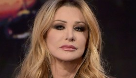 Paola Ferrari torna sulle molestie subite: “Non perdono me stessa”