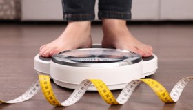 Sostanze obesogene, esistono davvero? Come ci fanno ingrassare e chi rischia di più