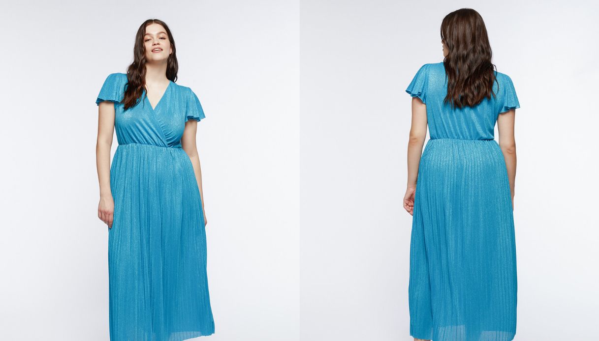 Abito azzurro curvy