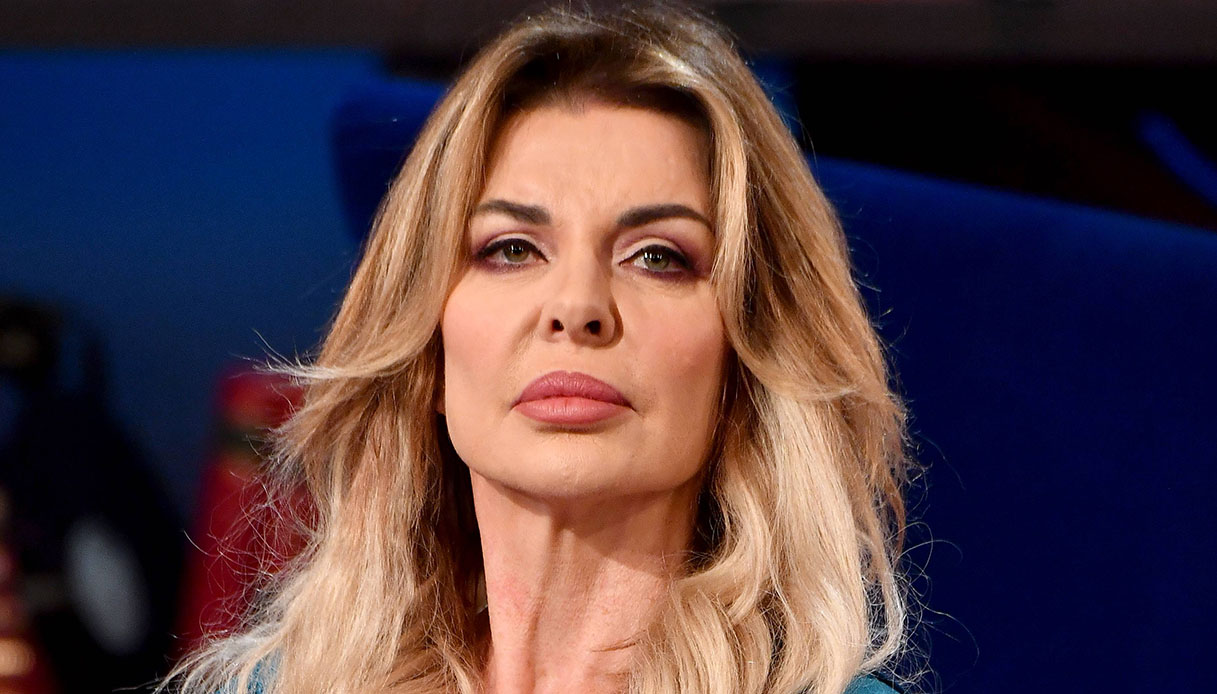 “Non sono una Signora”, il programma di Alba Parietti rimandato ancora: la verità