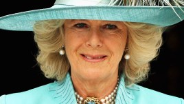 Camilla, da amante a Regina: la sua trasformazione in 10 look
