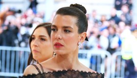 Charlotte Casiraghi, abito in pelle e notte folle a New York: scoppia la polemica