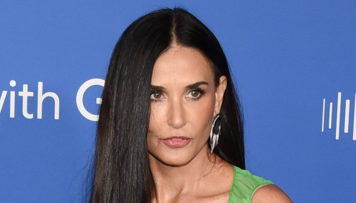 Demi Moore, la prima foto da nonna in bikini su Instagram e la dedica di Rumer