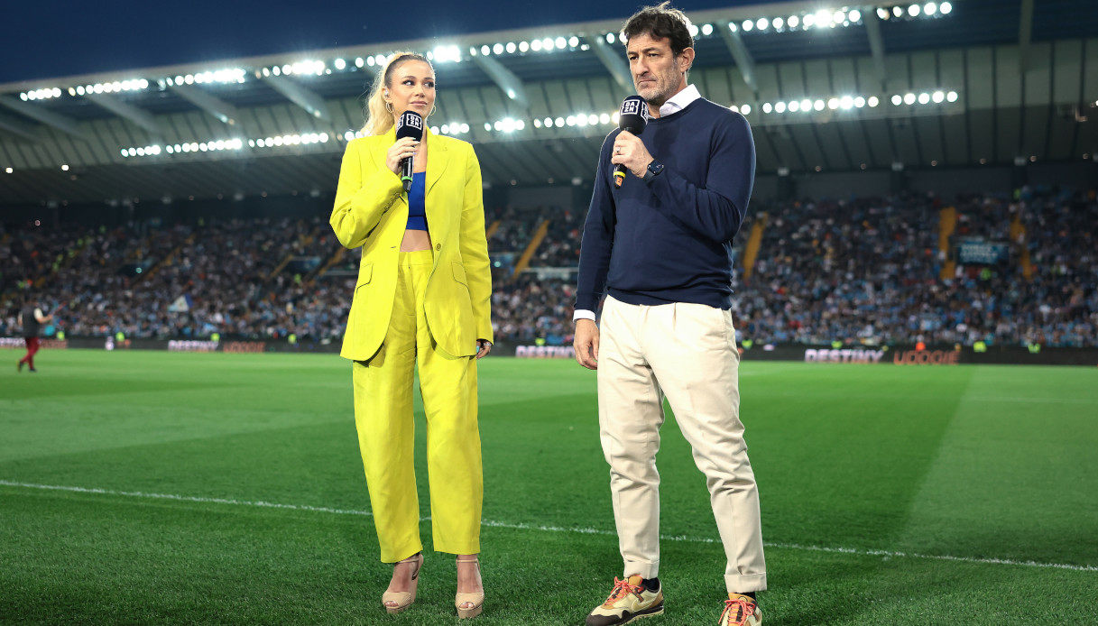 Diletta Leotta, il look per la partita Scudetto del Napoli