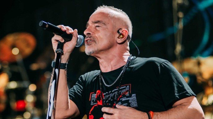 Concerto Radio Italia, Eros Ramazzotti emoziona: la dedica all’Emilia Romagna