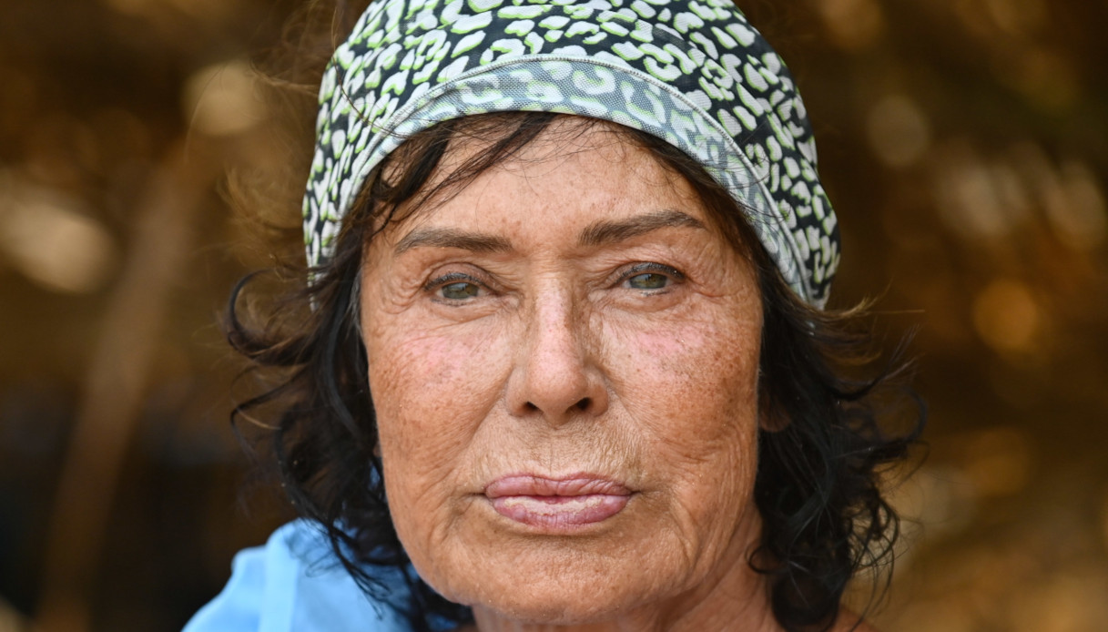 Malore all’Isola dei Famosi: Corinne Cléry sviene in diretta