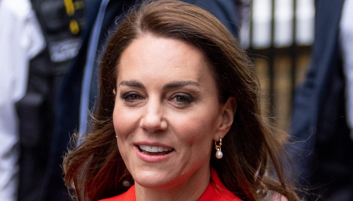 Kate Middleton da favola ma confessa: “L’incoronazione è nel caos”