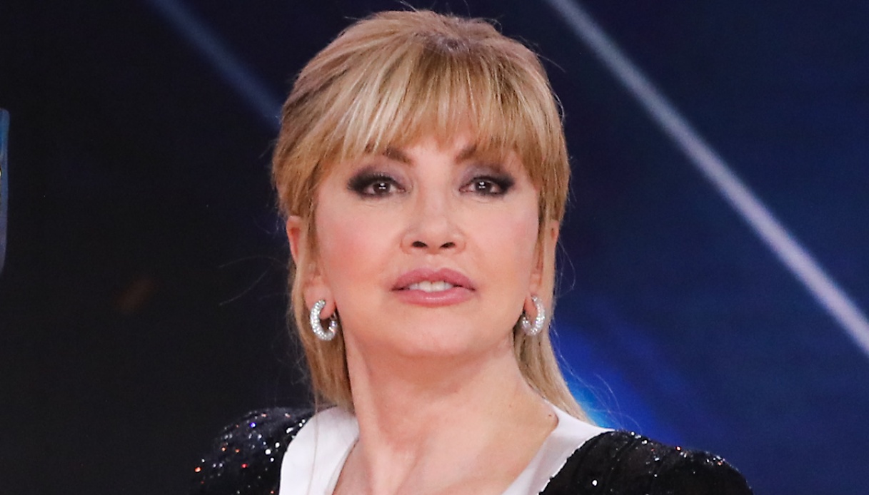 “Milly Carlucci colpita da una malattia”: scatta la denuncia per la falsa intervista