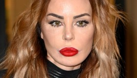 Nina Moric in ospedale dopo l’intervento: “Sono riusciti a salvarmi la vita”