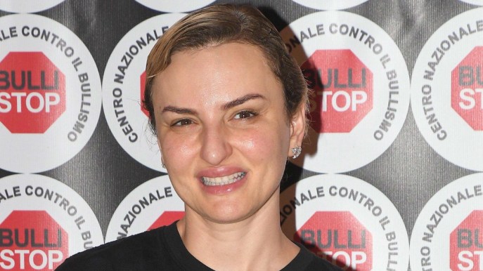 Crollo emotivo per Arisa, sfogo su Instagram: “Non mi voglio più vedere”