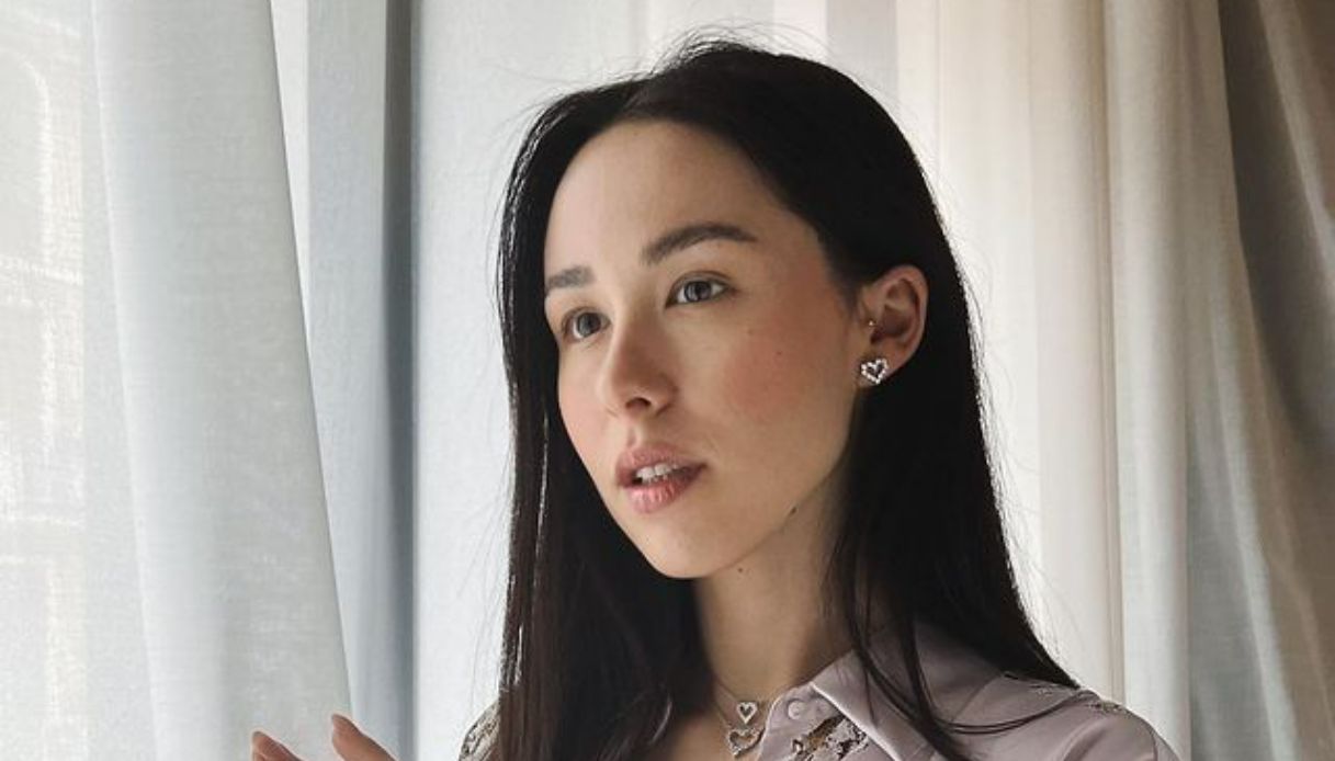 Aurora Ramazzotti, routine da mamma su Instagram. Ma la polemica non si spegne