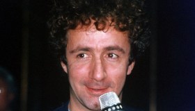 Addio a Francesco Nuti, il dolore dell’ex moglie e della figlia Ginevra