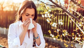 Allergia ai pollini ed ai cibi, il ruolo della sindrome orale allergica