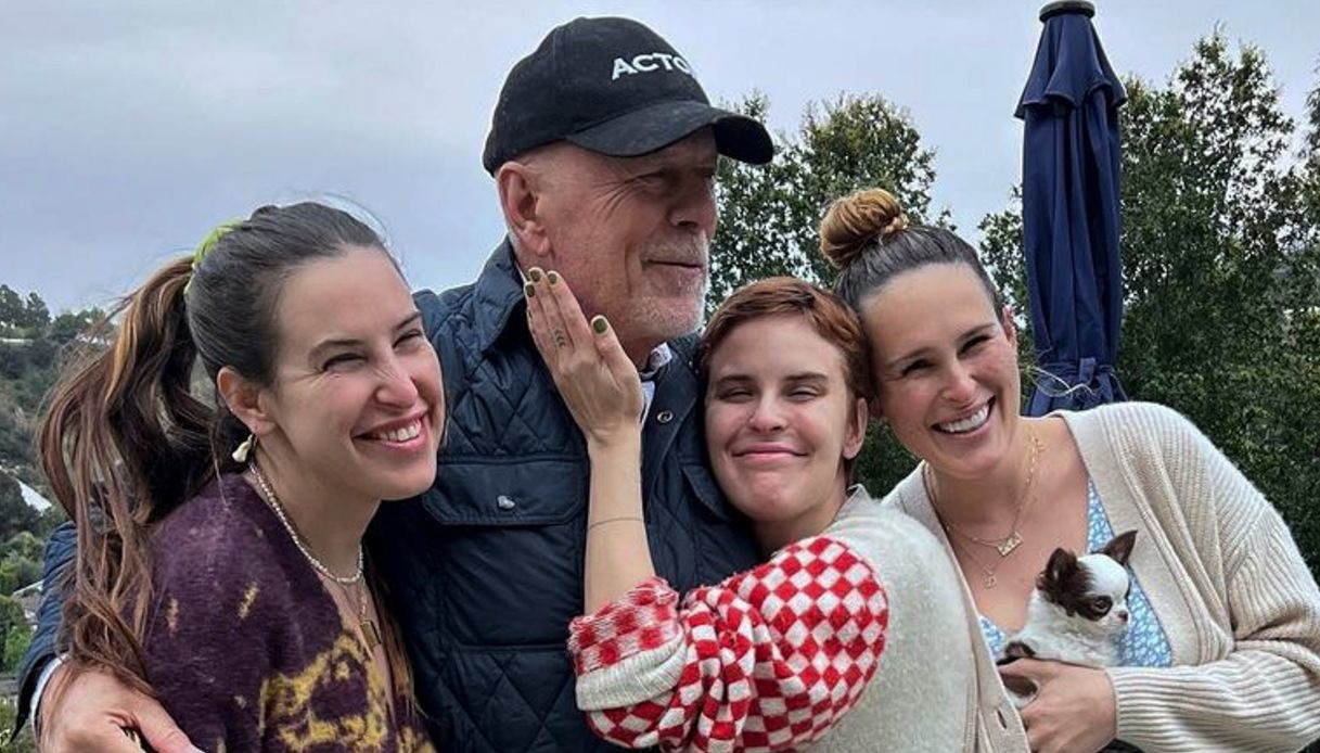 Bruce Willis, la figlia Tallulah parla della malattia: “Non sta bene da molto tempo”