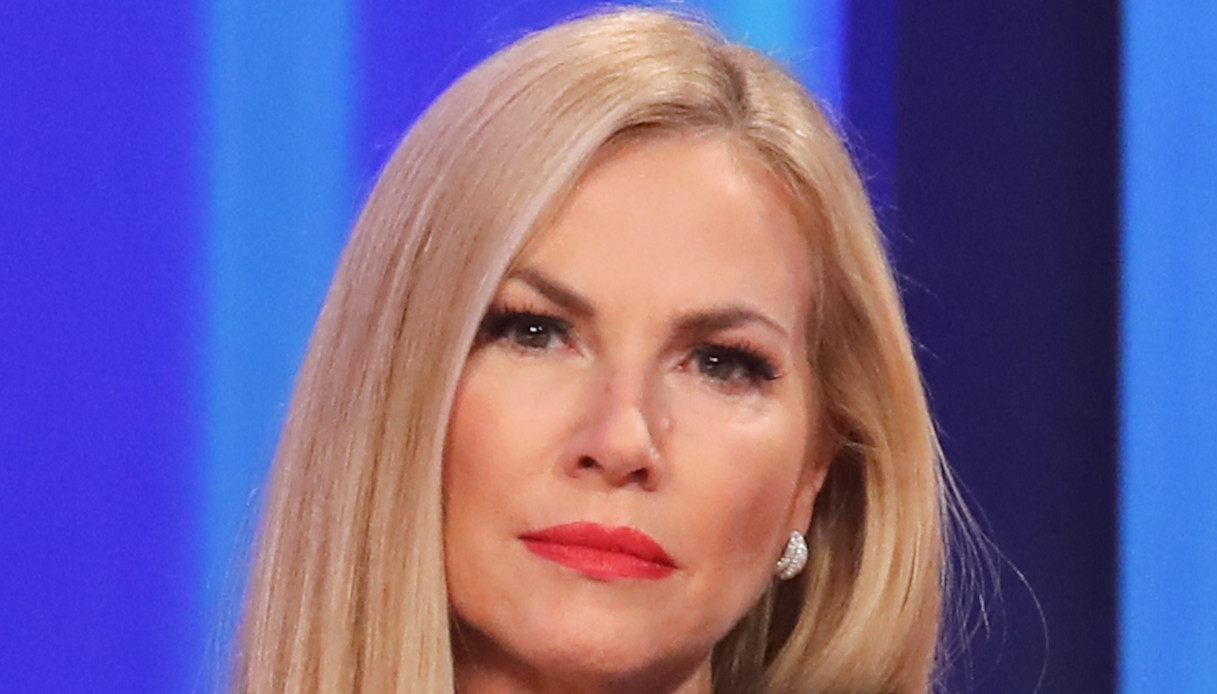 Federica Panicucci, “Mattino Cinque” chiude con polemica. Frecciata di Francesco Vecchi