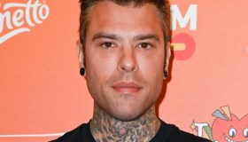 “LOVE MI” scatena le critiche: anche Enrico Silvestrin contro Fedez
