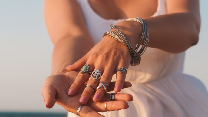 Gioielli da spiaggia, cosa indossare per brillare più del sole