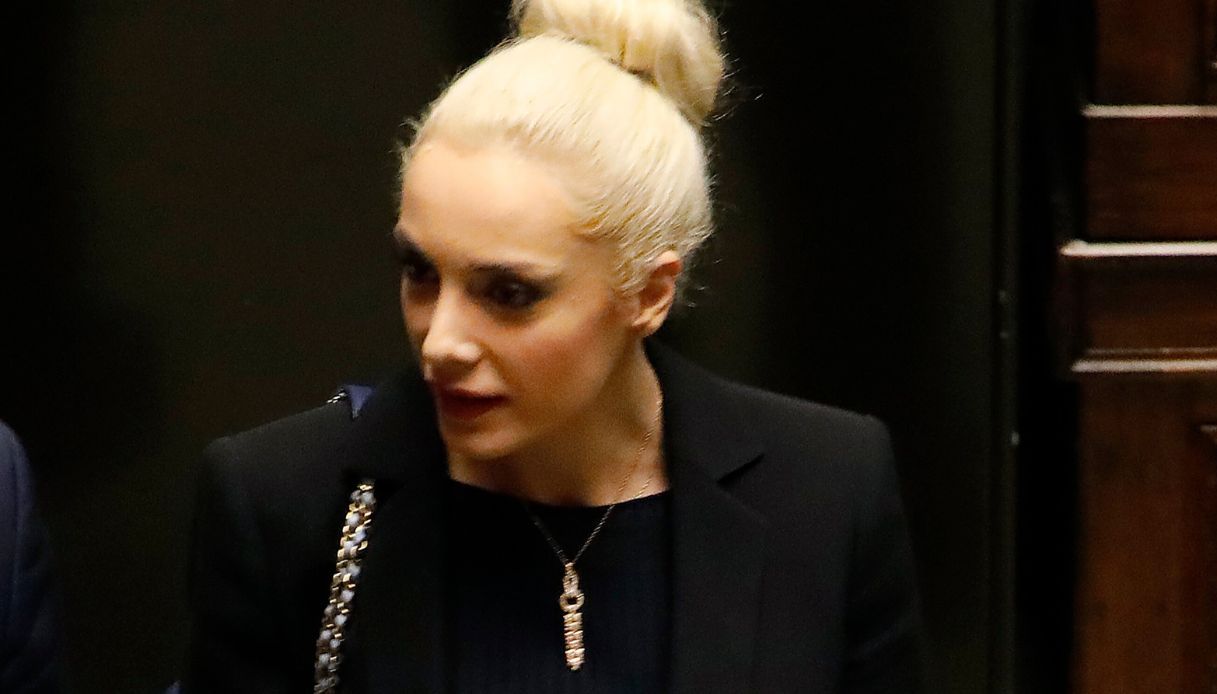 Testamento Berlusconi, l’eredità di Marta Fascina in pericolo? Le anomalie del testo