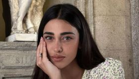 Belen Rodriguez, dopo le voci di crisi con De Martino avvistata con un altro uomo