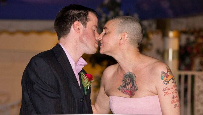 Sinead O' Connor e il matrimonio lampo con Barry Herridge