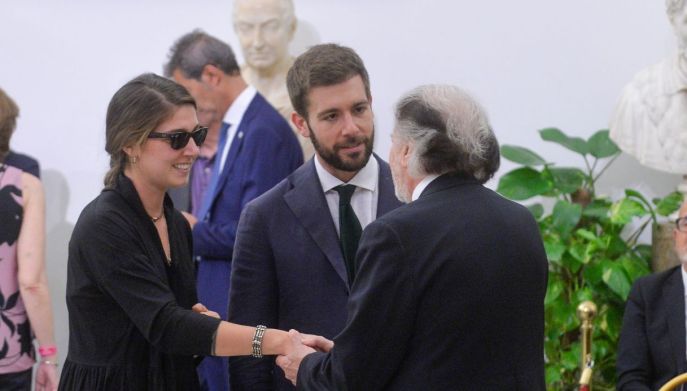 Victoria ed Edoardo Purgatori al funerale del padre